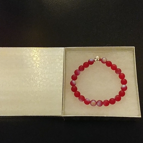 Tropical Red Matte Aurora Bracelet - Picture 5 of 8